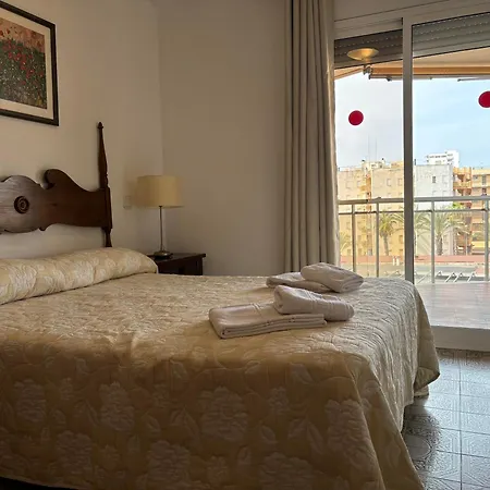 El Pinar Fuente Luminosa Apartment Salou