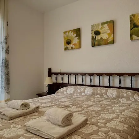 El Pinar Fuente Luminosa Apartment Salou